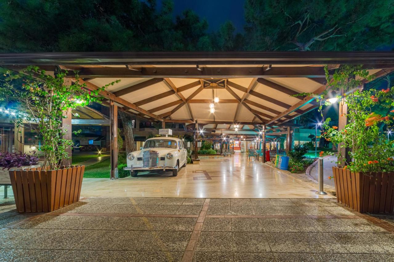 Hotel Justiniano Club Park Conti Okurcalar Zewnętrze zdjęcie